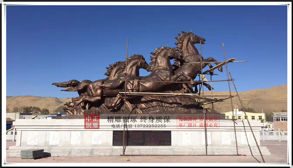 旅游景點(diǎn)銅馬雕塑