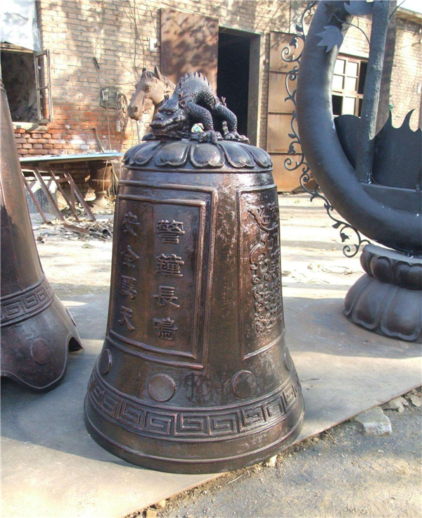鑄銅鐘