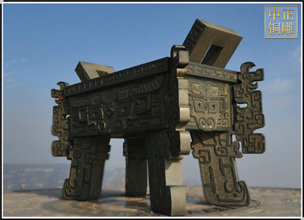 獸紋銅方銅鼎價格.jpg 獸紋銅方銅鼎價格.jpg