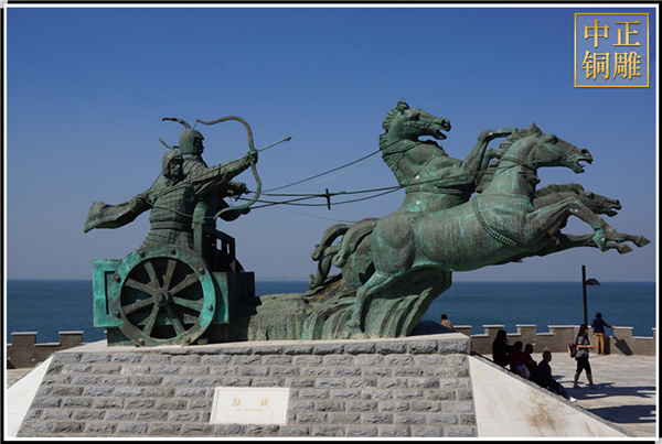 形態各異群馬雕塑