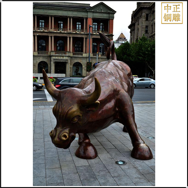 外灘銅牛雕塑