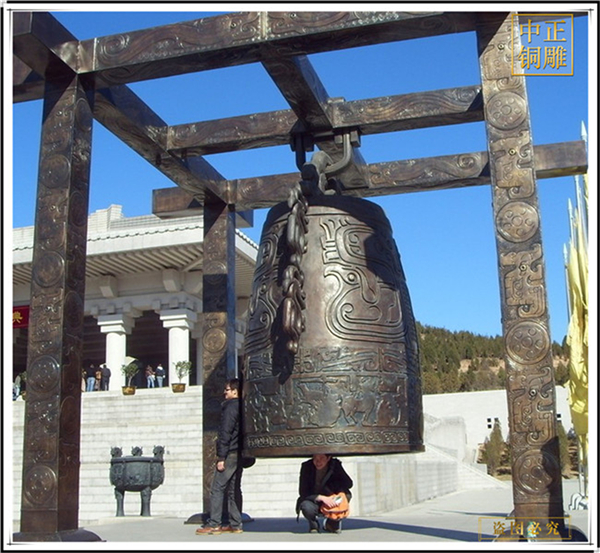 景區銅鐘圖片