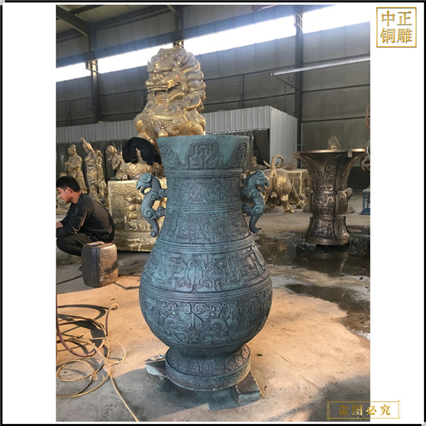 室外小型銅花瓶鑄造廠家