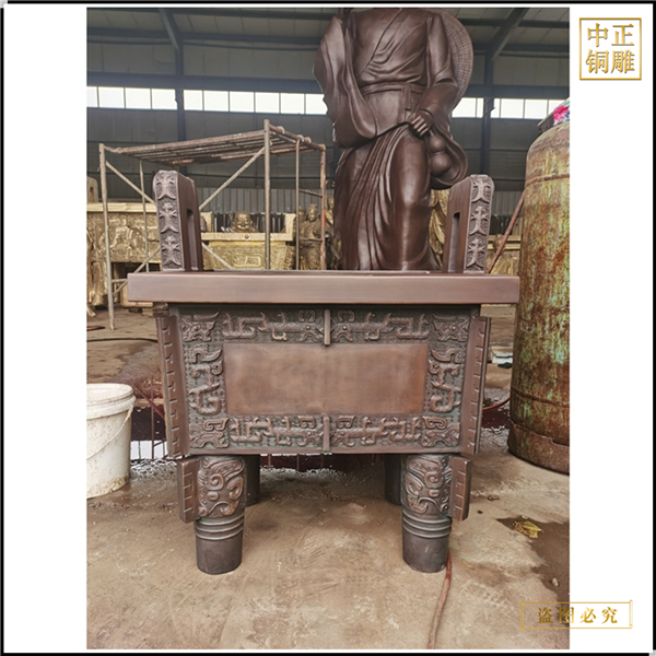 廣場(chǎng)大型黃銅鼎