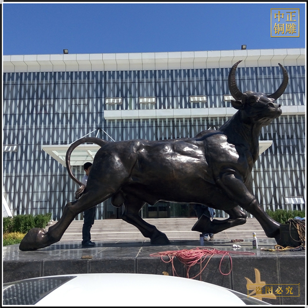 h大型鎏金銅牛定制價(jià)錢.jpg h大型鎏金銅牛定制價(jià)錢.jpg