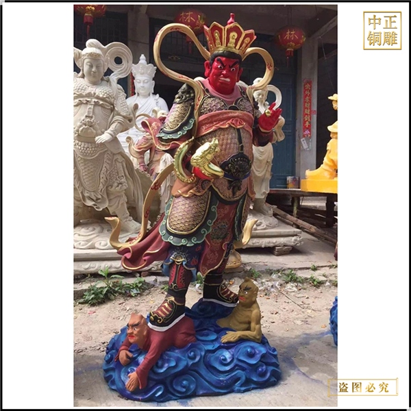 天王殿兩側護法四大天王神像