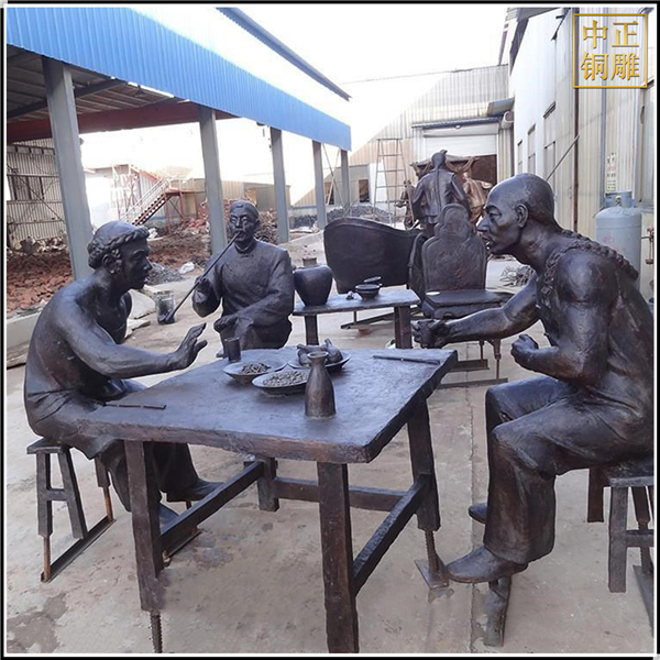 聊天人物雕塑價(jià)格